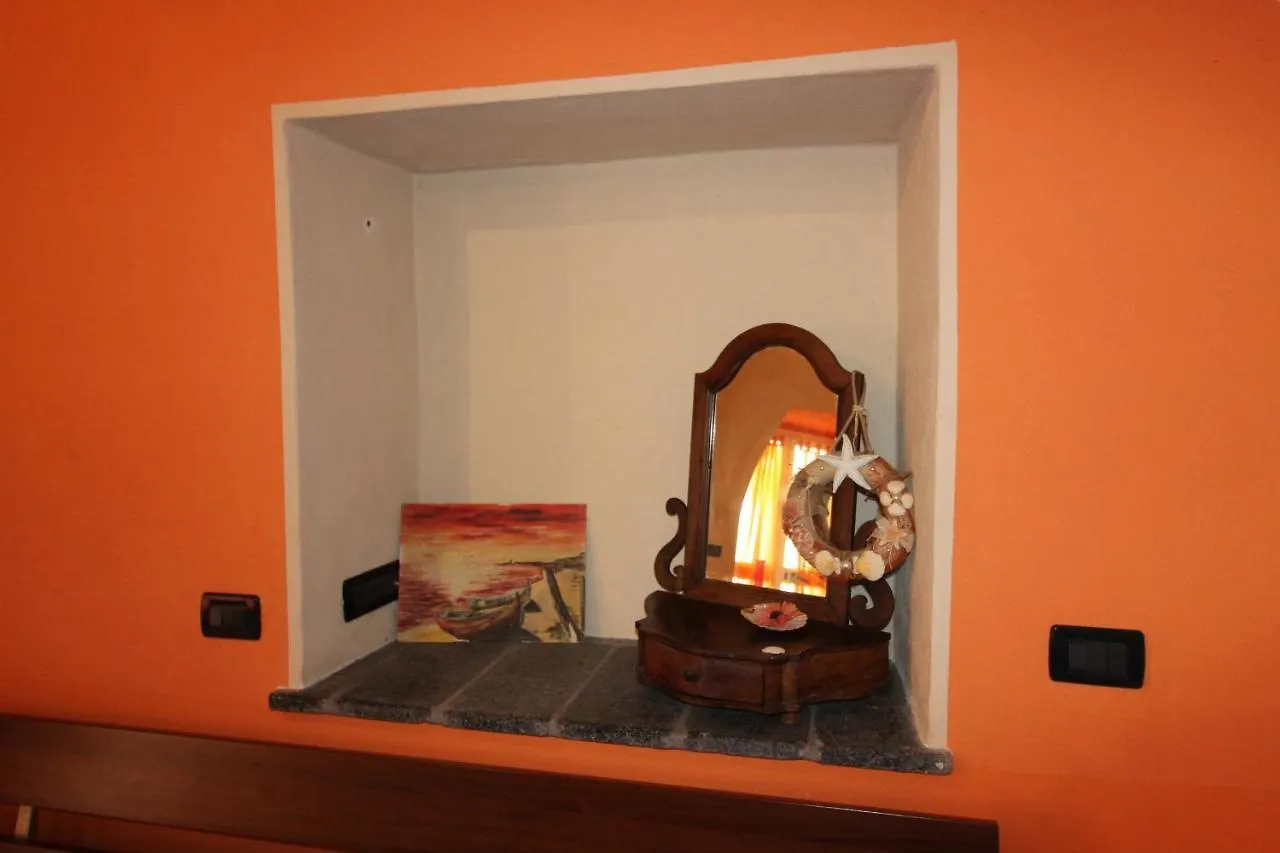 Due Passi Dal Mare Bed & Breakfast Ceriale Italy