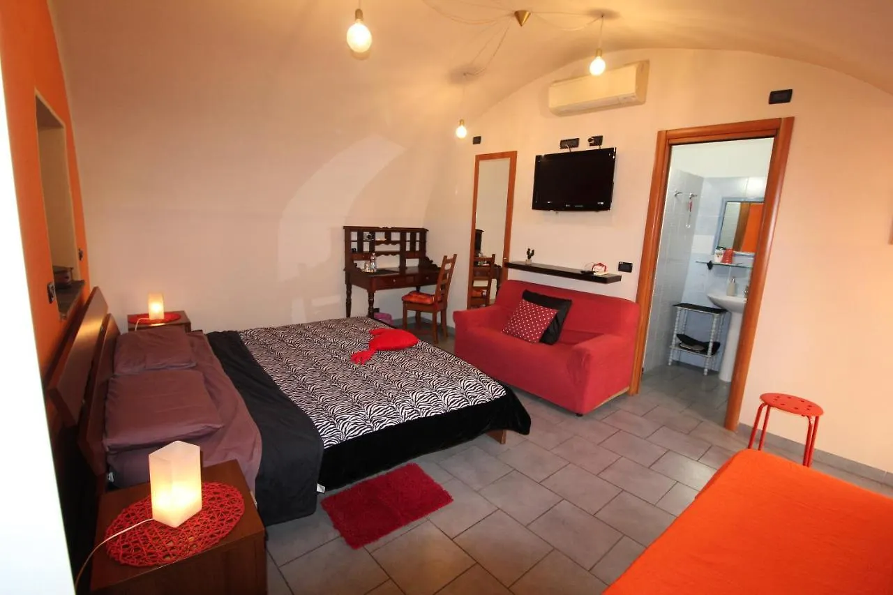 Due Passi Dal Mare Bed & Breakfast Ceriale