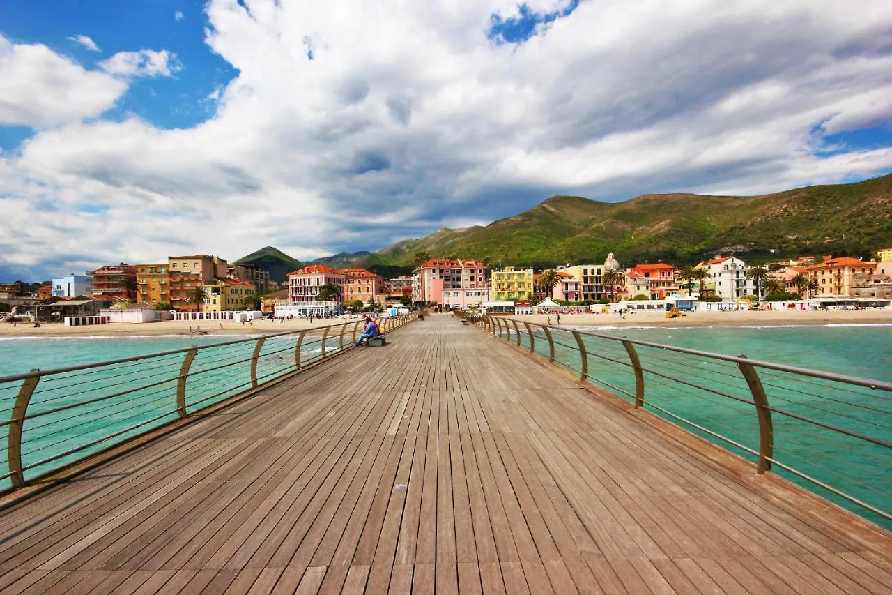 Due Passi Dal Mare Bed & Breakfast Ceriale
